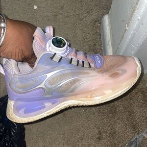 Stylish Purple Sneakers🥰amo